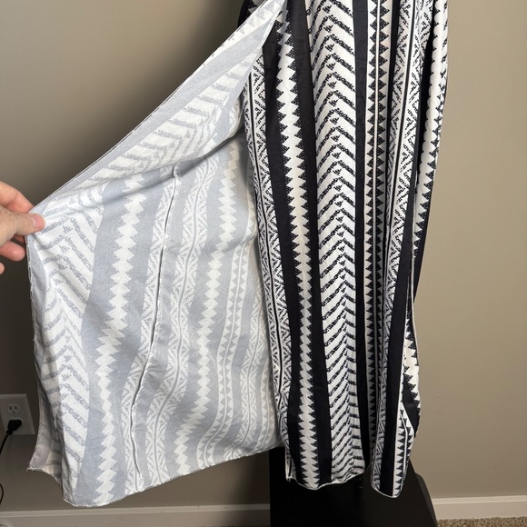 NIAY Women's 6 Aztec Halter Maxi Beach Dress Spaghetti Straps Side Slits B & W - Picture 2 of 15